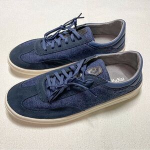 New Olukai Puliki Sneaker Size 10.5 in Blue Depth